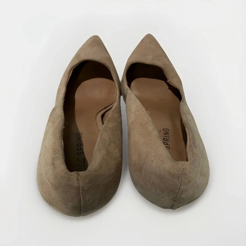 Elegant Tan Women's Pumps